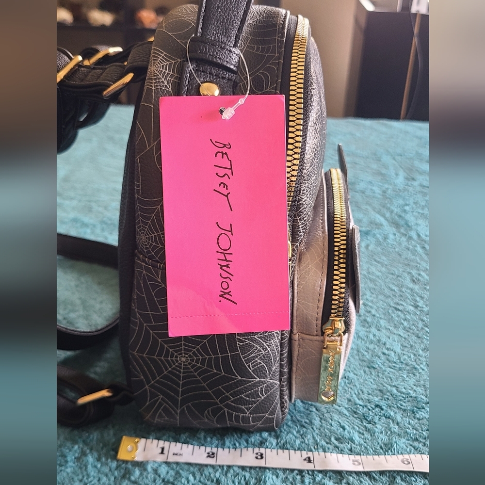 NWT Betsey Johnson Spider Web Cat Backpack - Picture 14 of 14